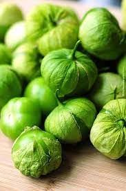Tomatillo Fruit Seeds for Growing Tart and Versatile Green Tomatoes 100 Pcs pcs